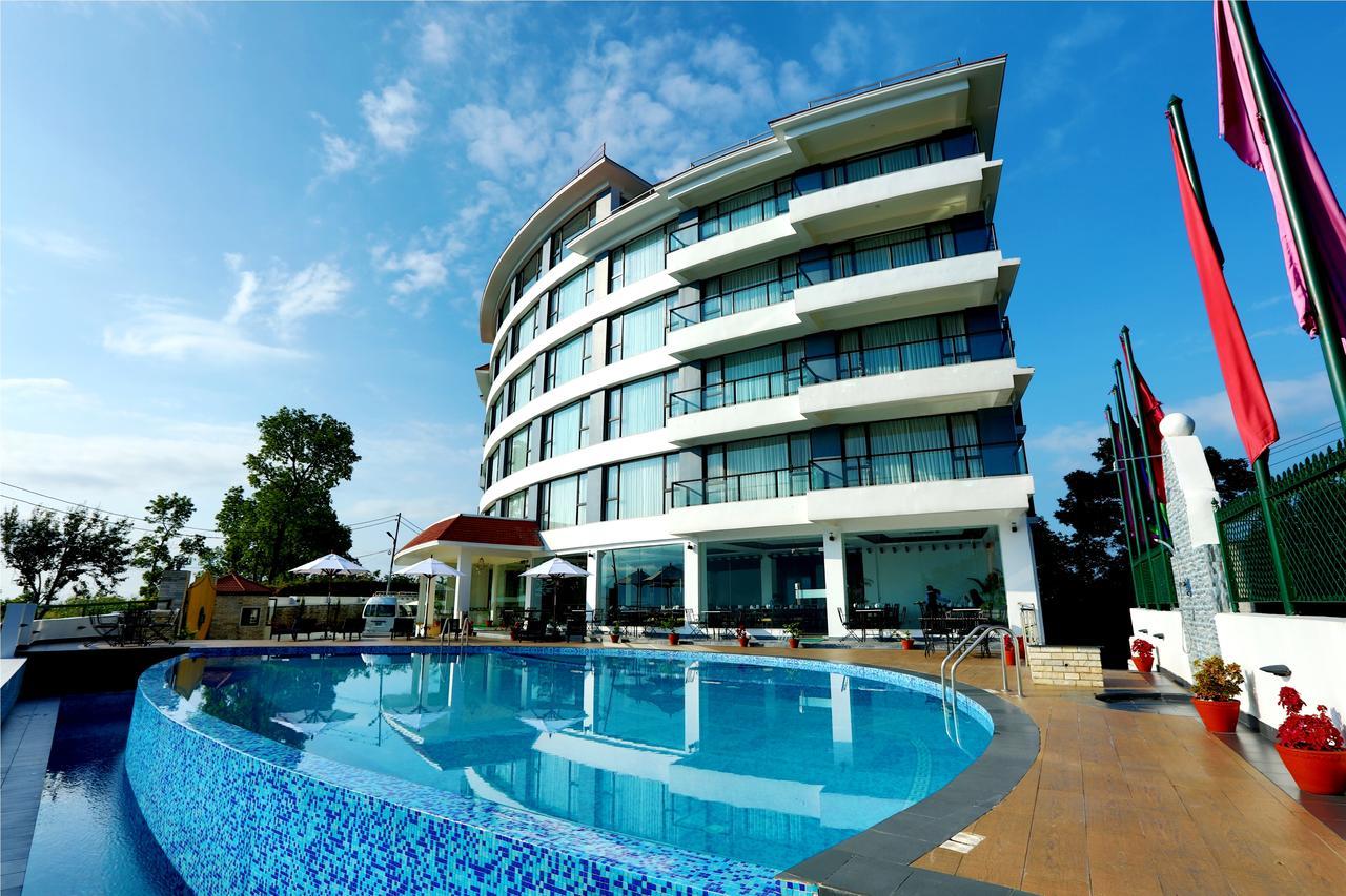 Himalayan Front Hotel By Kgh Group Pokhara Exterior photo